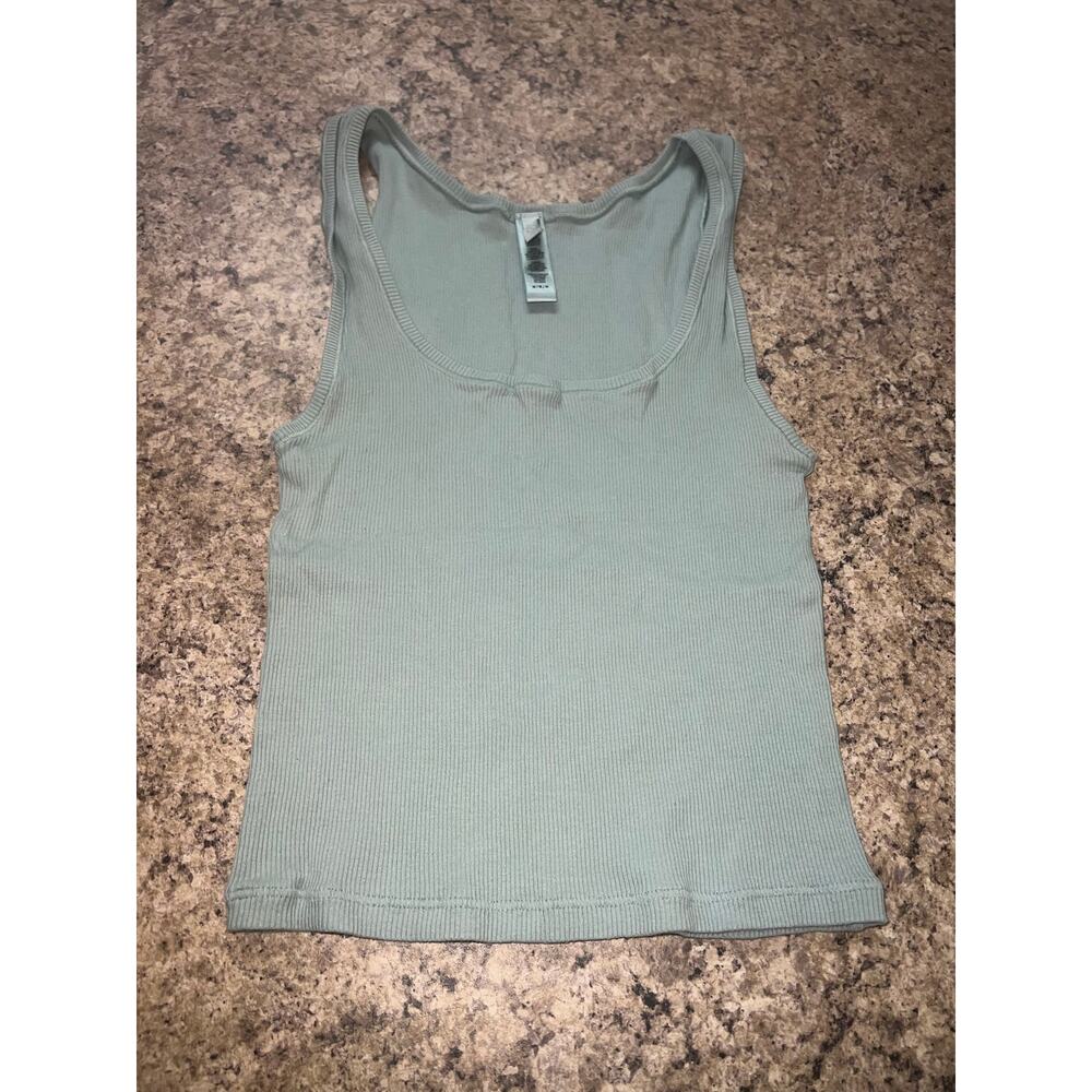 Skims Tank Top Size Medium Green